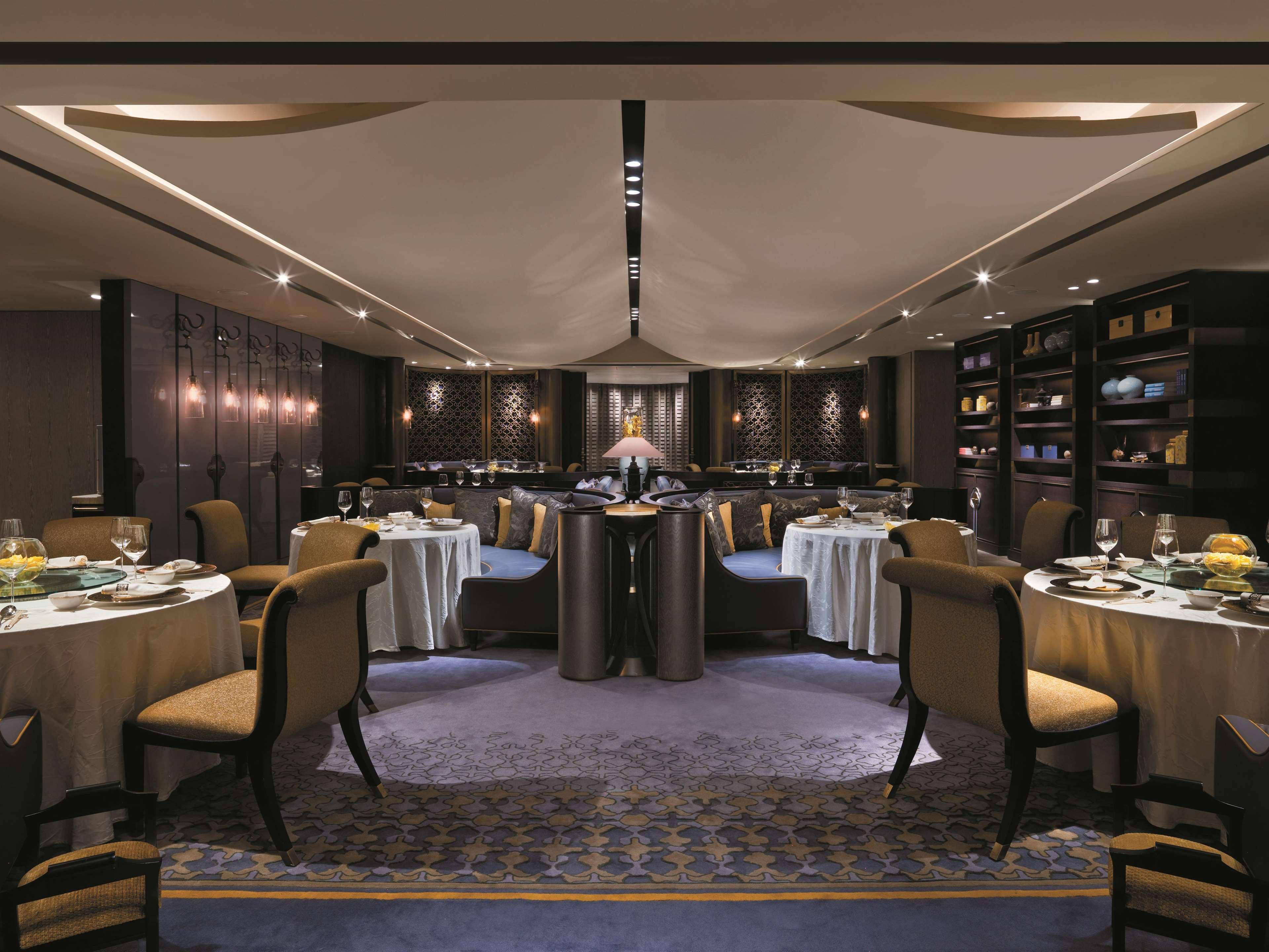 Shangri-La Bosphorus, Istanbul Exterior photo The interior of the restaurant